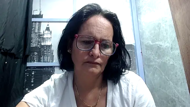 Snapshot of Nastylatinaxxx chatting on December 15, 12:31 pm Nastylatinaxxx online show from December 15, 12:31 pm