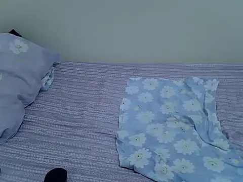 pretty leila2 online show from December 2, 6:52 am