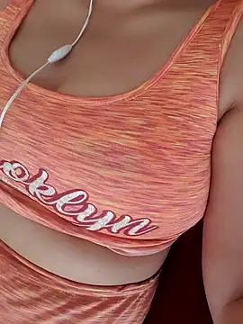 Snapshot of Zanoba-16 chatting on September 21, 2:19 pm Zanoba-16 online show from September 21, 2:19 pm