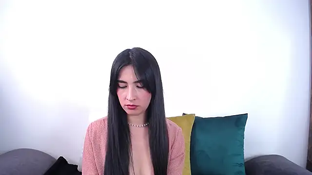 Snapshot of JainaRogers chatting on March 19, 6:01 pm JainaRogers online show from March 19, 6:01 pm