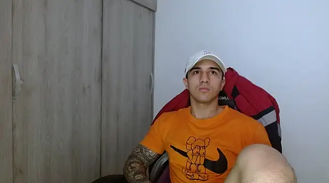 Sisoyalejo420 online show from December 22, 1:23 am