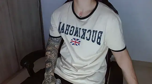 Sisoyalejo420 online show from January 1, 1:47 am