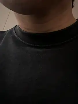 POCARI SWEAT online show from December 14, 12:32 pm