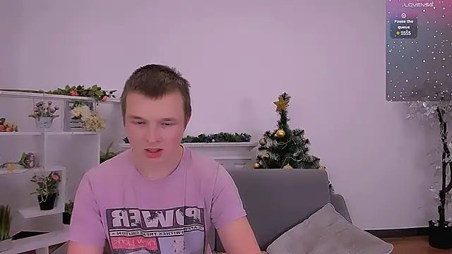 Olli  Stiw  online show from December 9, 8:12 pm