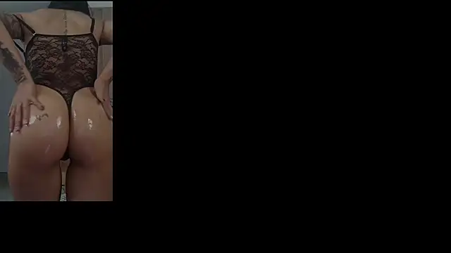 Alaia Asuka online show from October 26, 4:24 pm