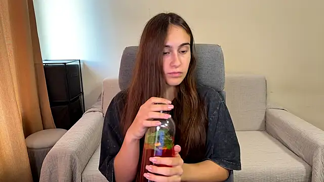 AliceKolltt online show from September 18, 10:06 am