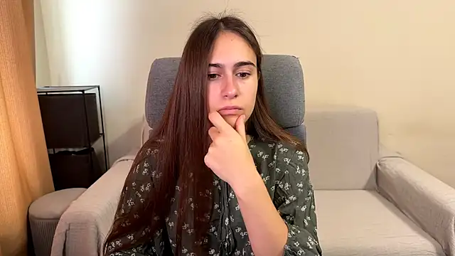 AliceKolltt online show from October 17, 7:44 am