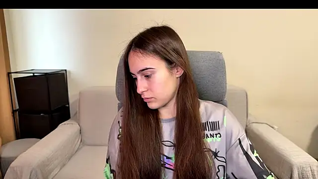 AliceKolltt online show from December 5, 10:57 am