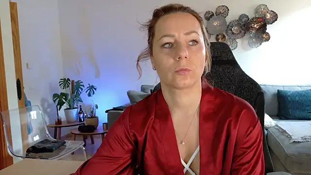 angela 88 online show from February 25, 9:42 am