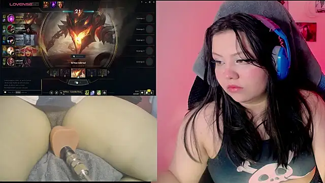 crystal7u7 online show from January 17, 3:34 am