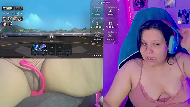 crystal7u7 online show from March 19, 8:32 pm