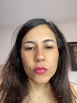 manuela star online show from May 21, 1:40 pm