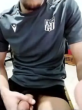 Snapshot of Zoro_23cm chatting on January 12, 10:15 pm Zoro 23cm online show from January 12, 10:15 pm