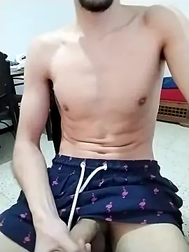 Snapshot of Zoro_23cm chatting on April 15, 12:56 pm Zoro 23cm online show from April 15, 12:56 pm
