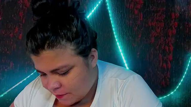 sobigcurvy4u online show from December 24, 12:00 pm