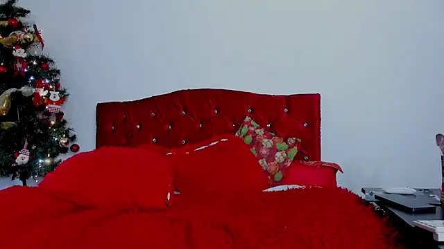 sobigcurvy4u online show from January 2, 9:50 pm