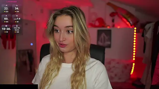 Alexis   Texas online show from September 20, 1:23 pm