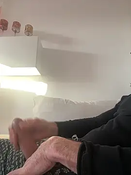 Frank22xx online show from March 22, 6:39 am