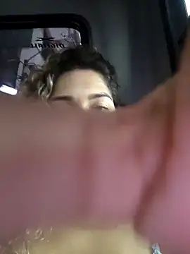 Sara smiiith211 online show from December 5, 10:56 pm