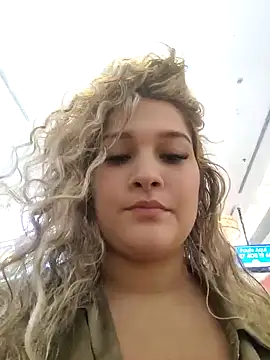 Sara smiiith211 online show from January 17, 11:40 pm