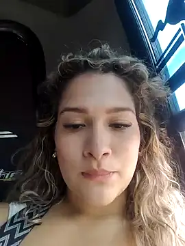 Sara smiiith211 online show from February 7, 9:04 pm