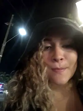 Sara smiiith211 online show from February 23, 2:51 am