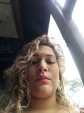 Sara smiiith211 online show from March 15, 4:54 pm