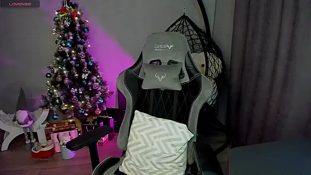 lily williamss online show from January 11, 3:13 am