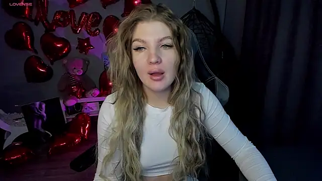 lily williamss online show from February 19, 11:57 pm