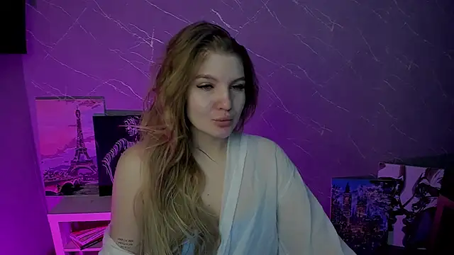 Snapshot of lily_williamss chatting on April 25, 12:35 am lily williamss online show from April 25, 12:35 am