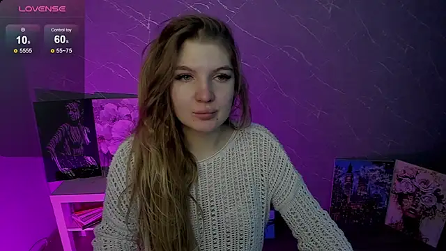 Snapshot of lily_williamss chatting on May 12, 11:57 pm lily williamss online show from May 12, 11:57 pm