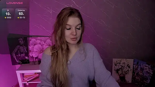 Snapshot of lily_williamss chatting on May 19, 12:27 am lily williamss online show from May 19, 12:27 am