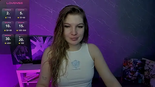 Snapshot of lily_williamss chatting on June 1, 12:01 am lily williamss online show from June 1, 12:01 am
