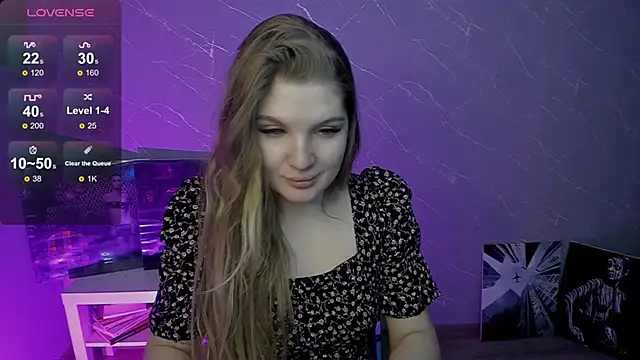 Snapshot of lily_williamss chatting on June 7, 11:41 pm lily williamss online show from June 7, 11:41 pm