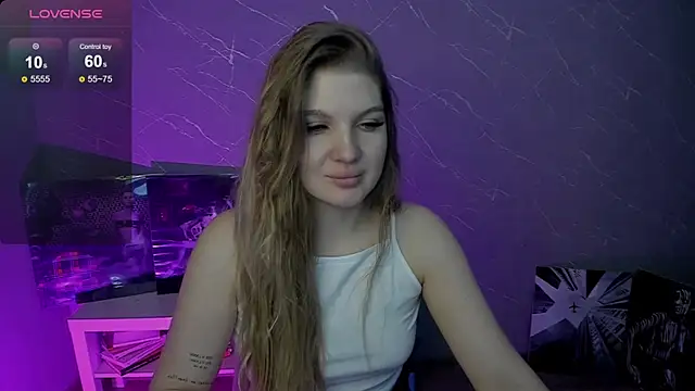 Snapshot of lily_williamss chatting on June 10, 12:55 am lily williamss online show from June 10, 12:55 am