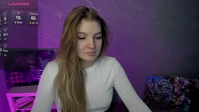Snapshot of lily_williamss chatting on June 28, 12:05 am lily williamss online show from June 28, 12:05 am
