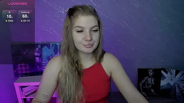Snapshot of lily_williamss chatting on July 18, 12:04 am lily williamss online show from July 18, 12:04 am