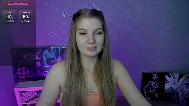 Snapshot of lily_williamss chatting on July 23, 1:58 am lily williamss online show from July 23, 1:58 am