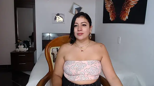 Snapshot of EmilyPeytonn chatting on March 15, 5:04 pm EmilyPeytonn online show from March 15, 5:04 pm