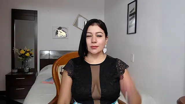 Snapshot of EmilyPeytonn chatting on March 22, 3:20 pm EmilyPeytonn online show from March 22, 3:20 pm