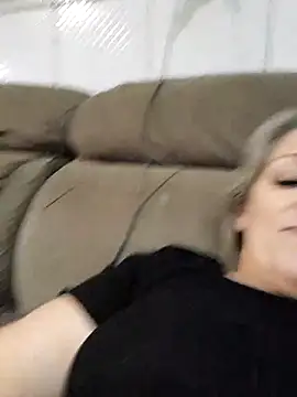 marcialoira online show from November 5, 11:05 pm