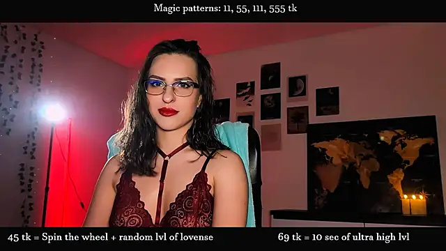 Snapshot of Alicia_x_art chatting on July 30, 9:25 pm Alicia x art online show from July 30, 9:25 pm