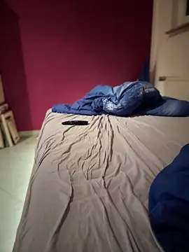 Bennyben8604 online show from February 11, 9:35 pm