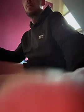 Bennyben8604 online show from March 3, 4:35 pm