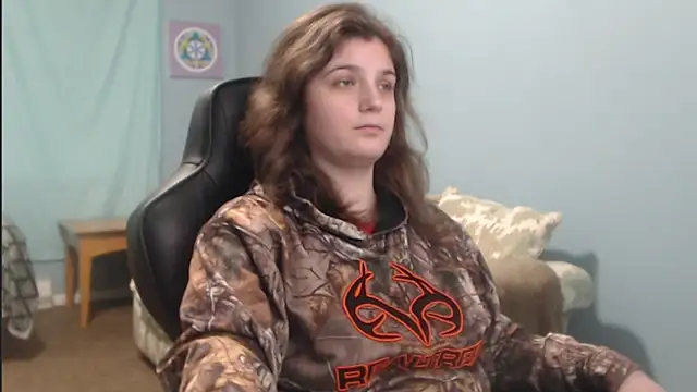 TreeJeanne online show from December 14, 7:14 pm