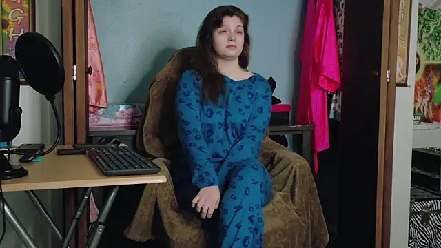 TreeJeanne online show from September 19, 9:48 pm