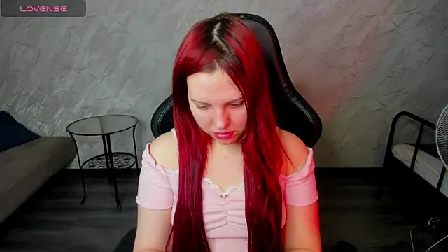 Stacy Luv online show from February 11, 12:59 am