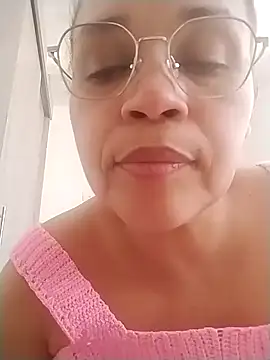 Snapshot of Alma_Sexyy chatting on November 18, 5:28 pm Alma Sexyy online show from November 18, 5:28 pm