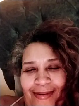 Snapshot of Alma_Sexyy chatting on December 17, 12:16 am Alma Sexyy online show from December 17, 12:16 am