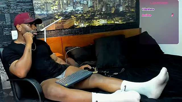 thomas santtos1 online show from February 5, 12:31 am